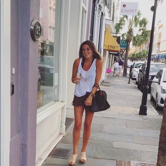 Meet your Posher, Kathleen - Picture 1 of 1